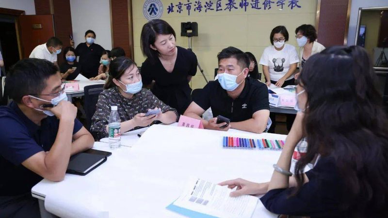PLC编程入门与电工技能升级：关键要素解析