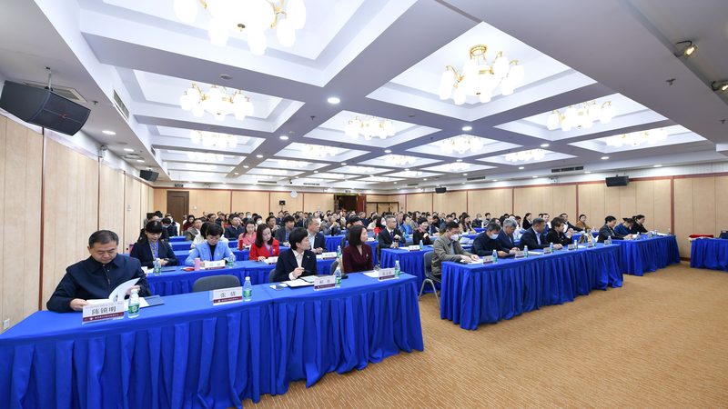 证书含金量：关注认证机构权威性